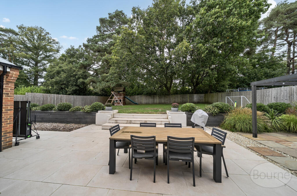 75d43782-02d1-44a...