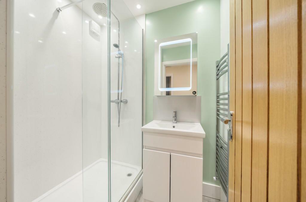 Shower Room.jpeg