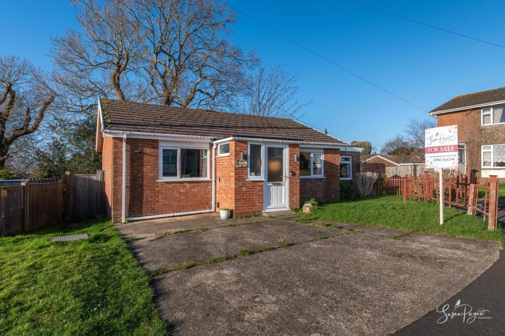 Welcome to 103a Manor Crescent