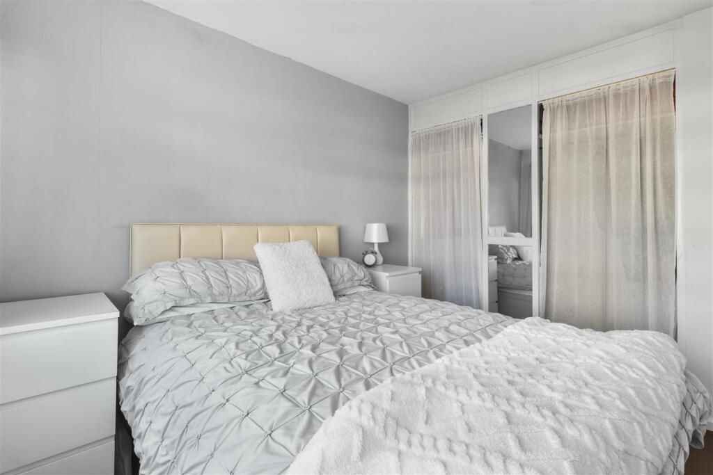 bedroom one #3.jpg