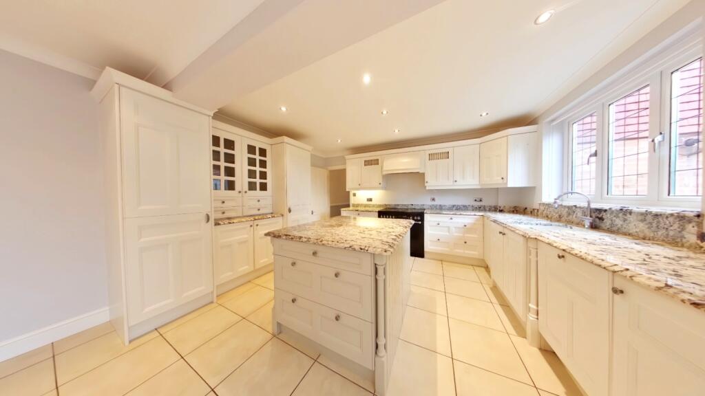 Kitchen-breakfast room