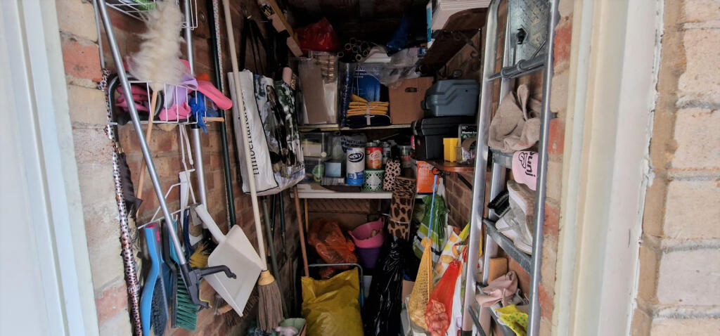 STORAGE CUPBOARD