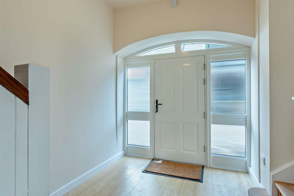 8628833-interior06-800.jpg