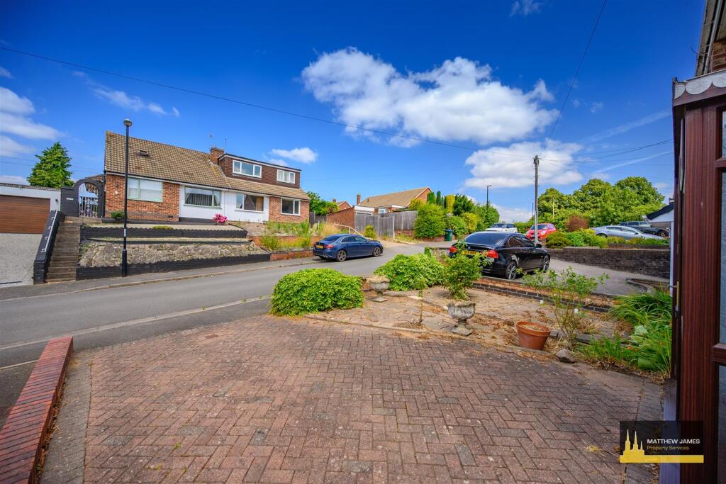 Approach/Driveway