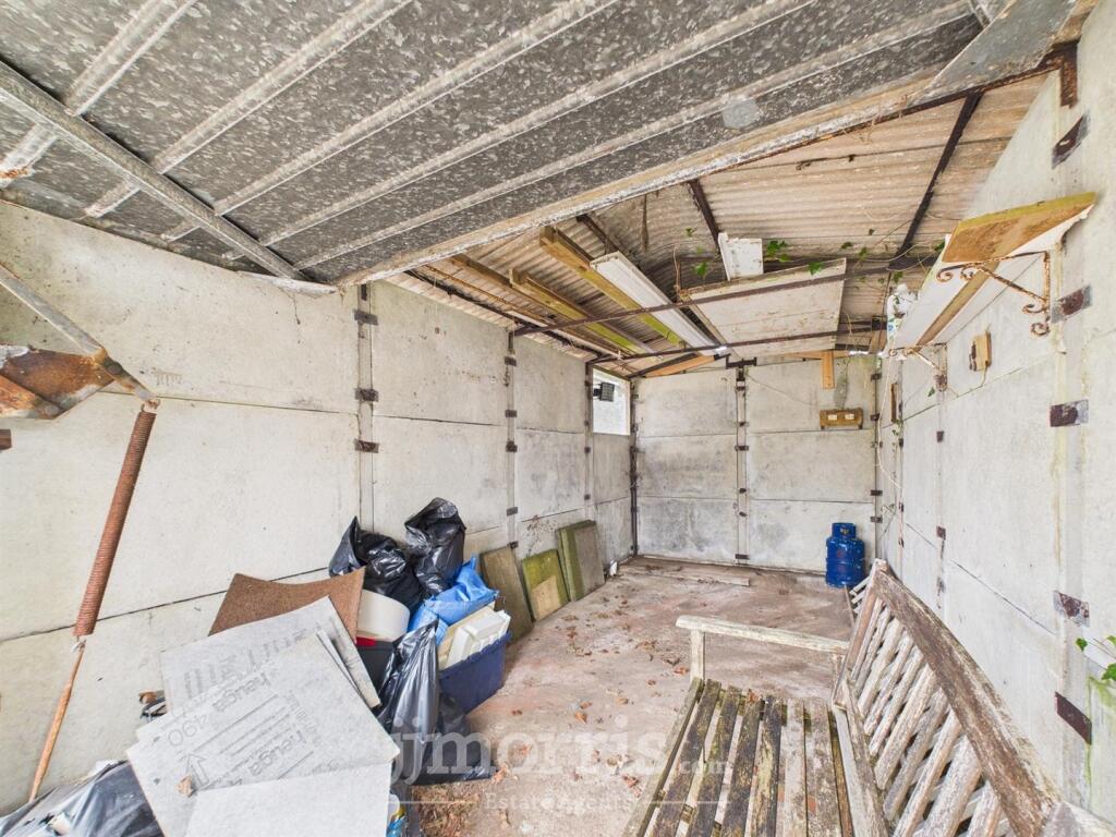 Single Garage