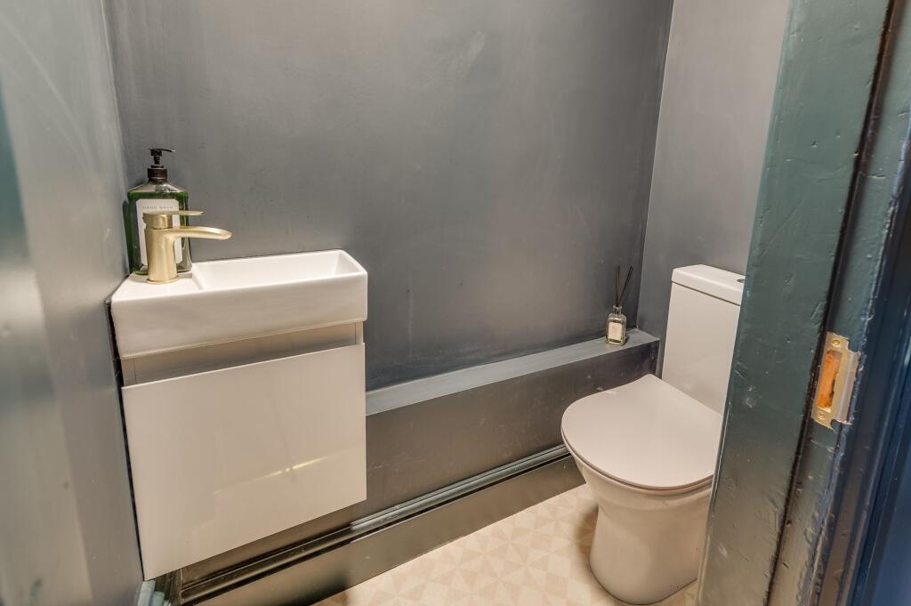 DOWNSTAIRS W/C AND UTILITY