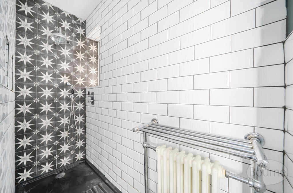 c0697e66-c95c-486...