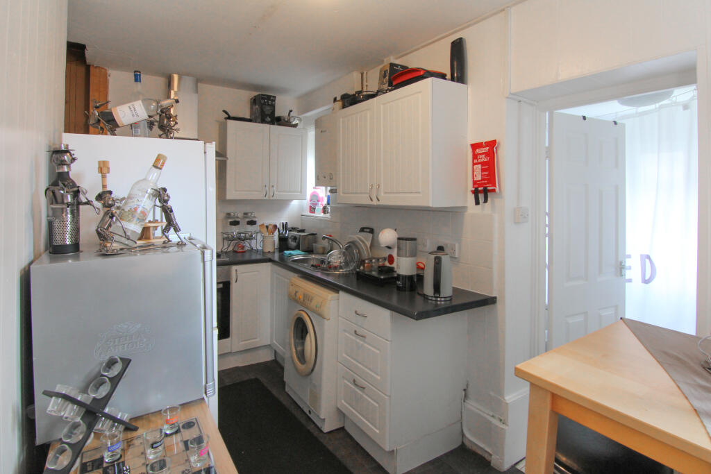 Flat 3 - Kitchen