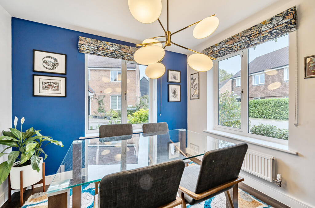 1364673-2-68e9260...