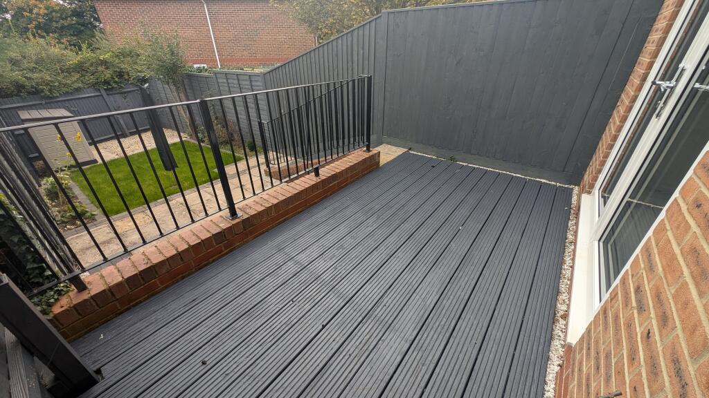 PXL_20251002_1303467