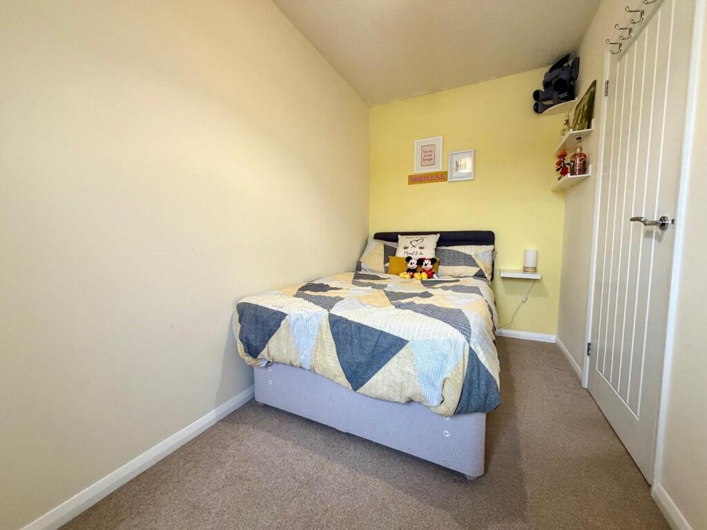 Bedroom 2.jpg