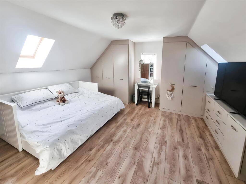 01a171dc-484284008_950766017125686_355756578215162