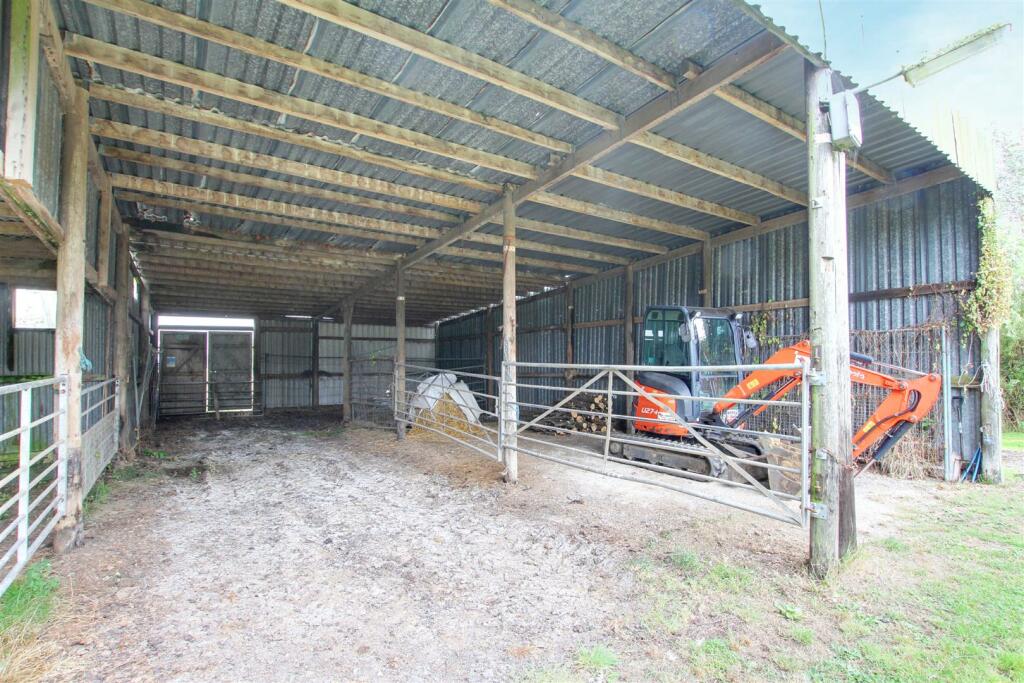 Open ended Barn