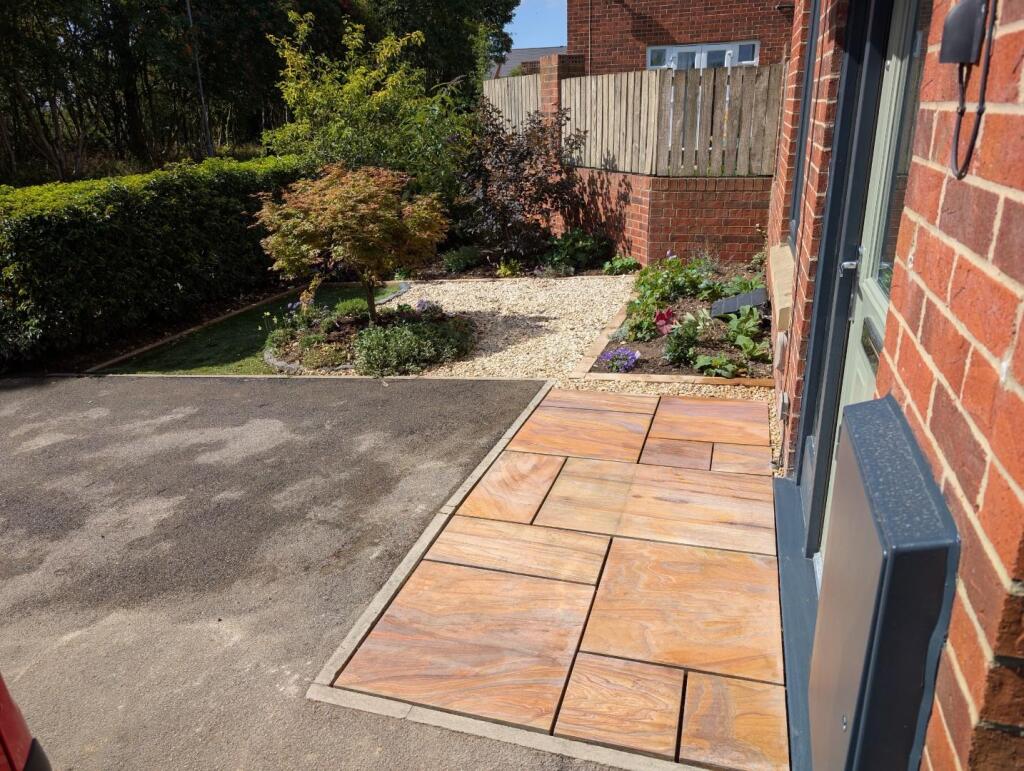 Garden 1.jpg