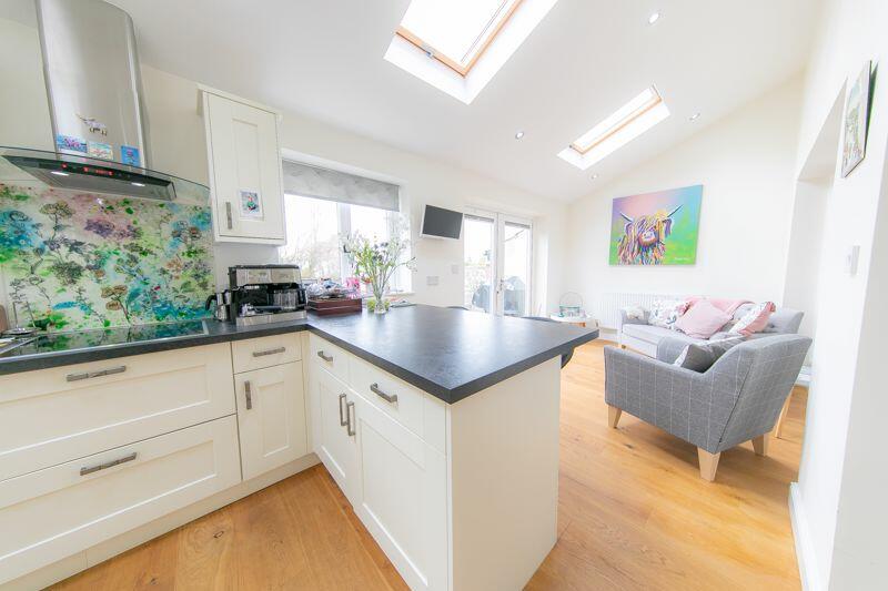 Kitchen &amp; rear living area