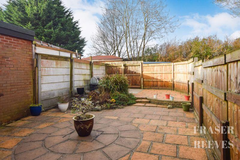 REAR COURTYARD GARDEN