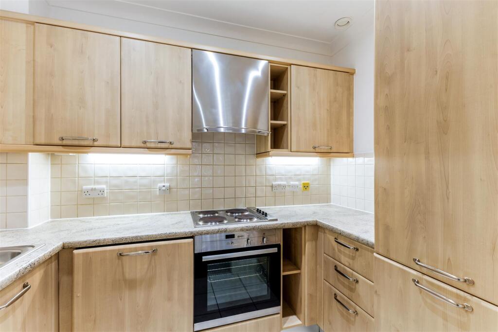 98380_Flat 18 Werna House 31 Monument Street (12).