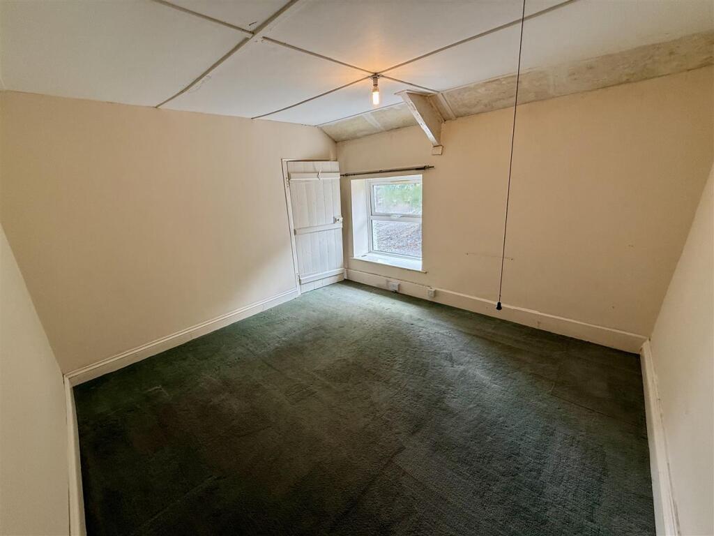 Rear Bedroom