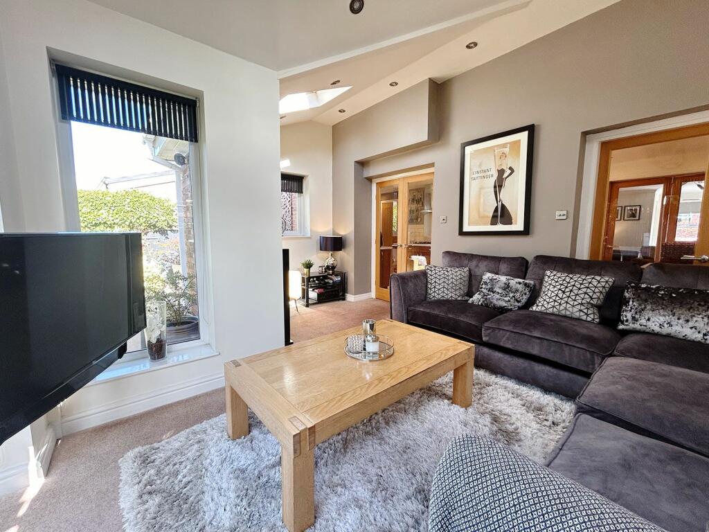 Extension reception room