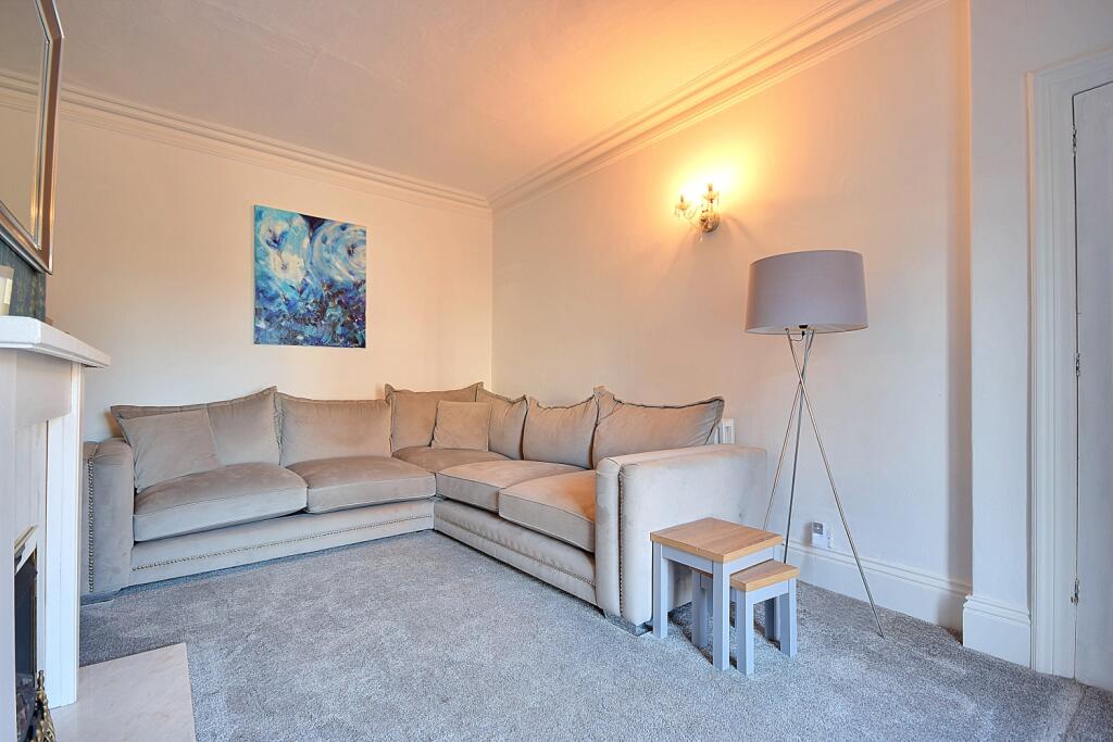 Slade Lane EweMove Brighouse (24)