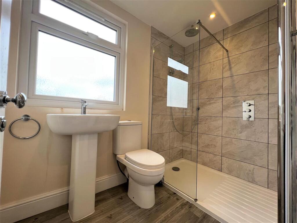 En-Suite.jpg