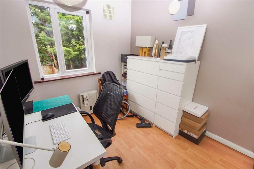 Bedroom2