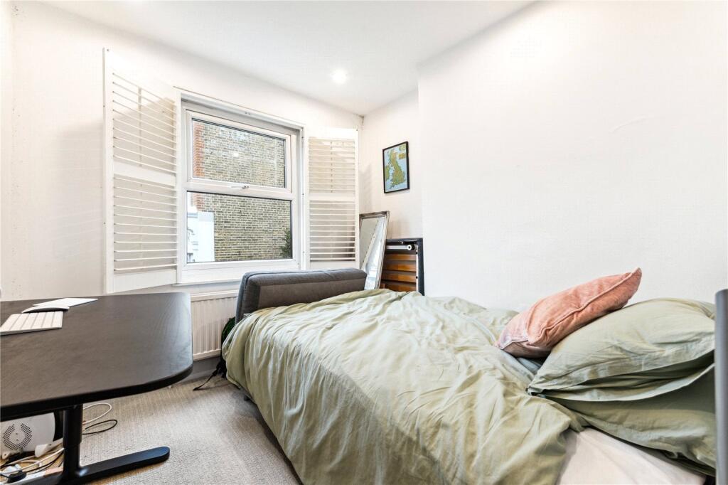 Picture No. 04