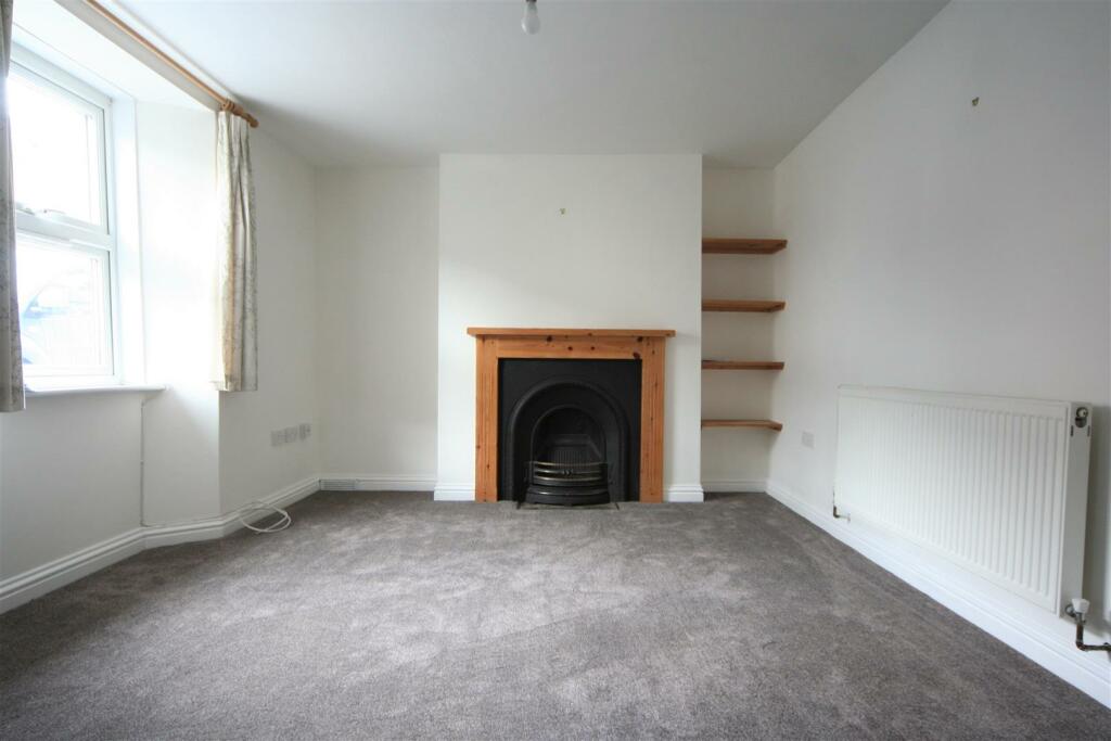 Living Room.JPG
