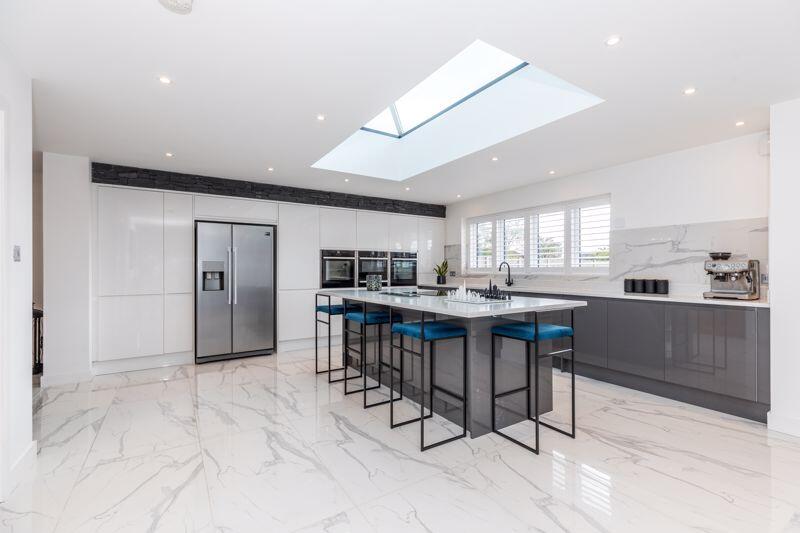Kitchen Family Room