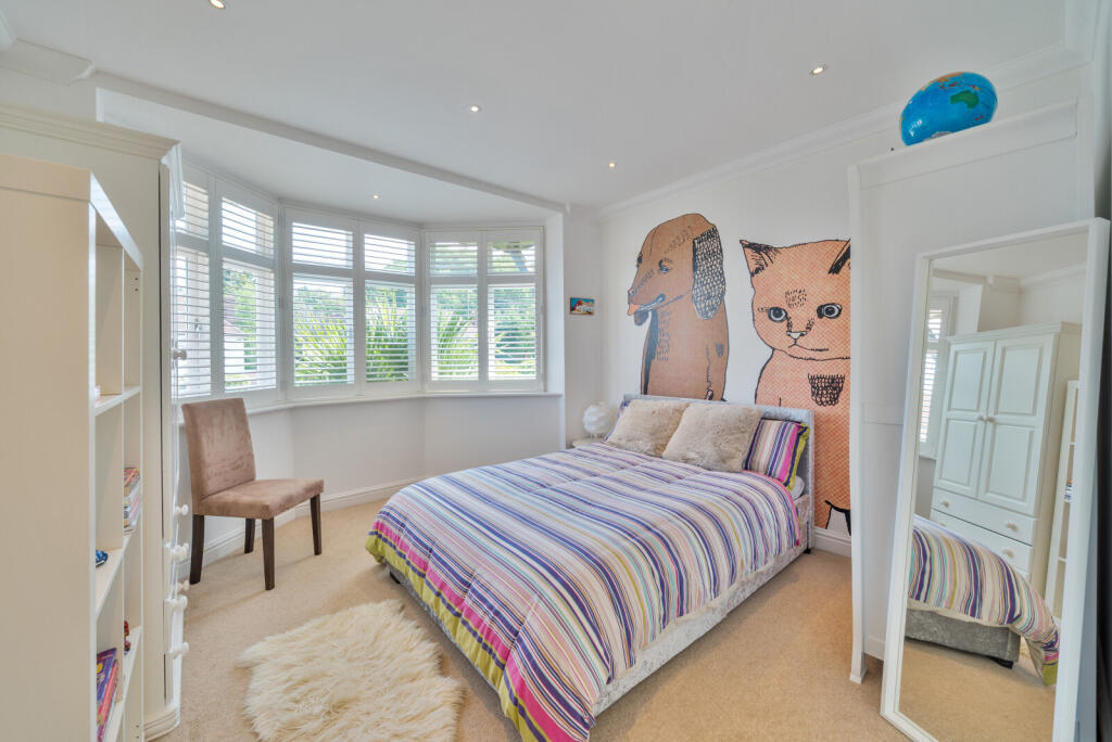 1306321-10-684c05...