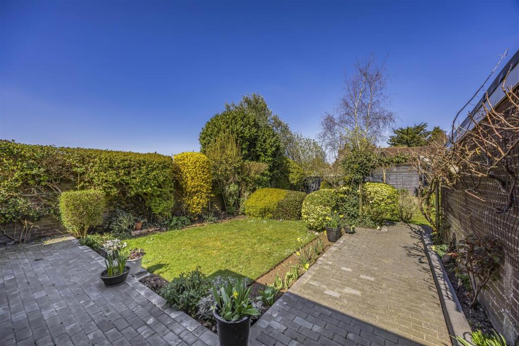 3 Barton Cross, Waterlooville-PorticoMarketing-O'H