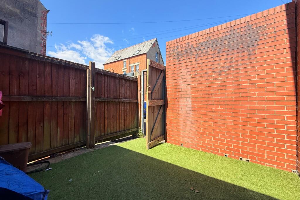 Call 02920 454555 to secure your viewing_1