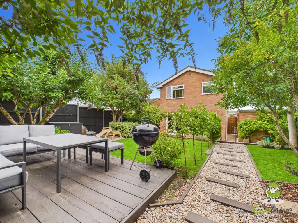 EweMove Basingstoke Avon Road Rear Garden