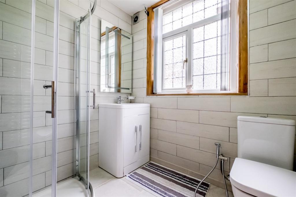 Ground floor Bathroom