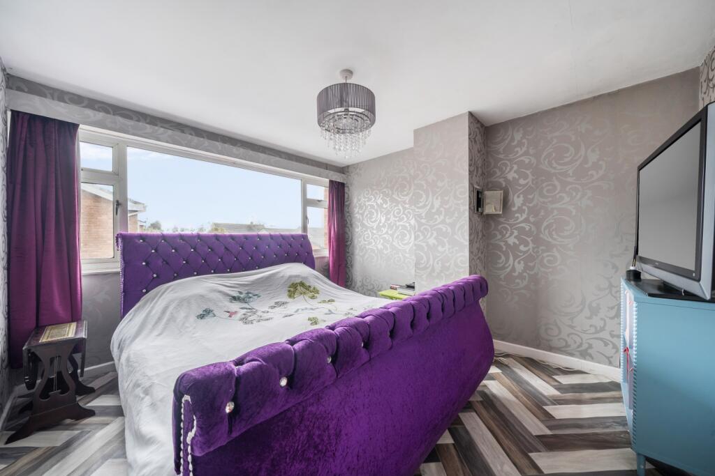 1387513-9-69401d683f180