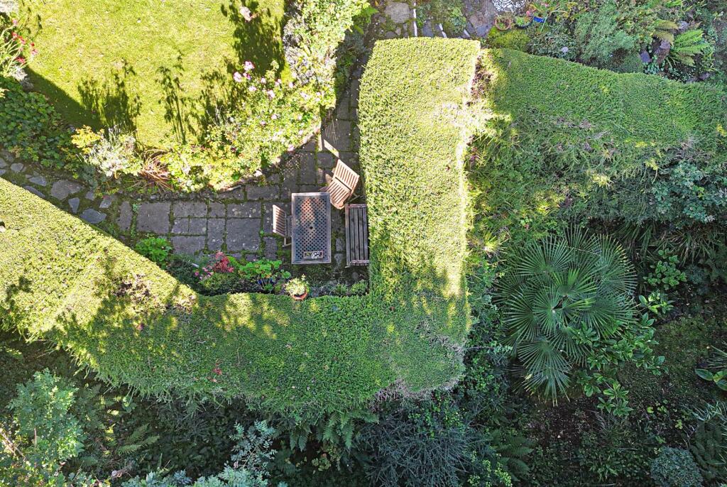 -68d11ab41eef7-1355848-jpg Drone (9).jpg