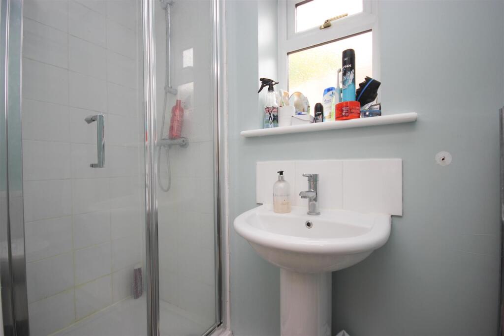 shower room.JPG