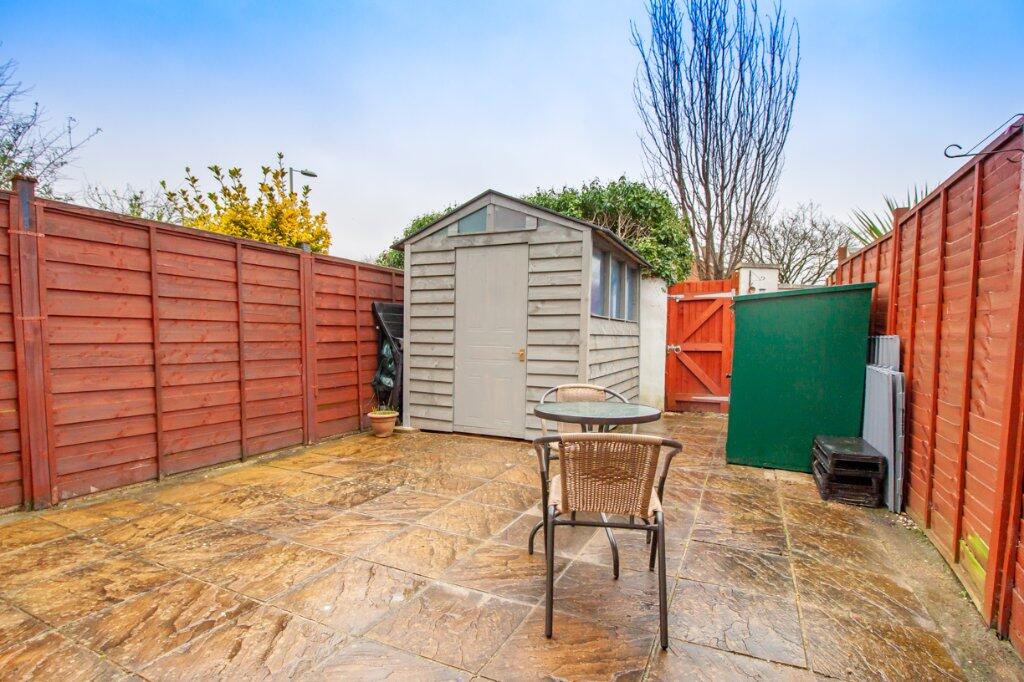 romrps-HUB200142-Car