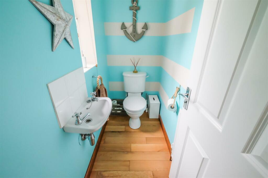 Groundfloor WC