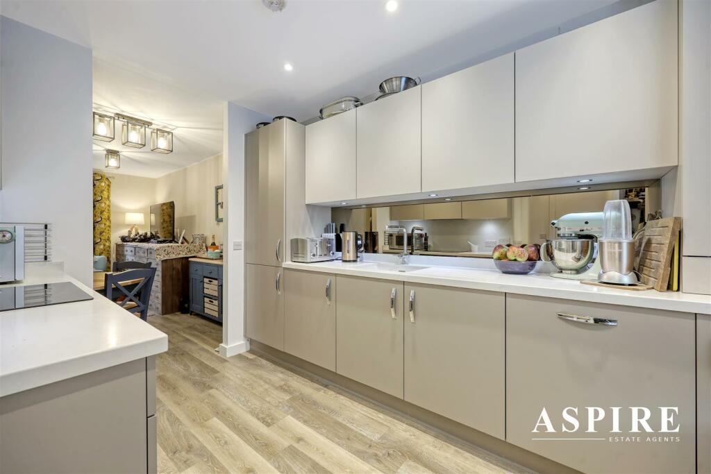 img_5384_2 copy 2.jpg