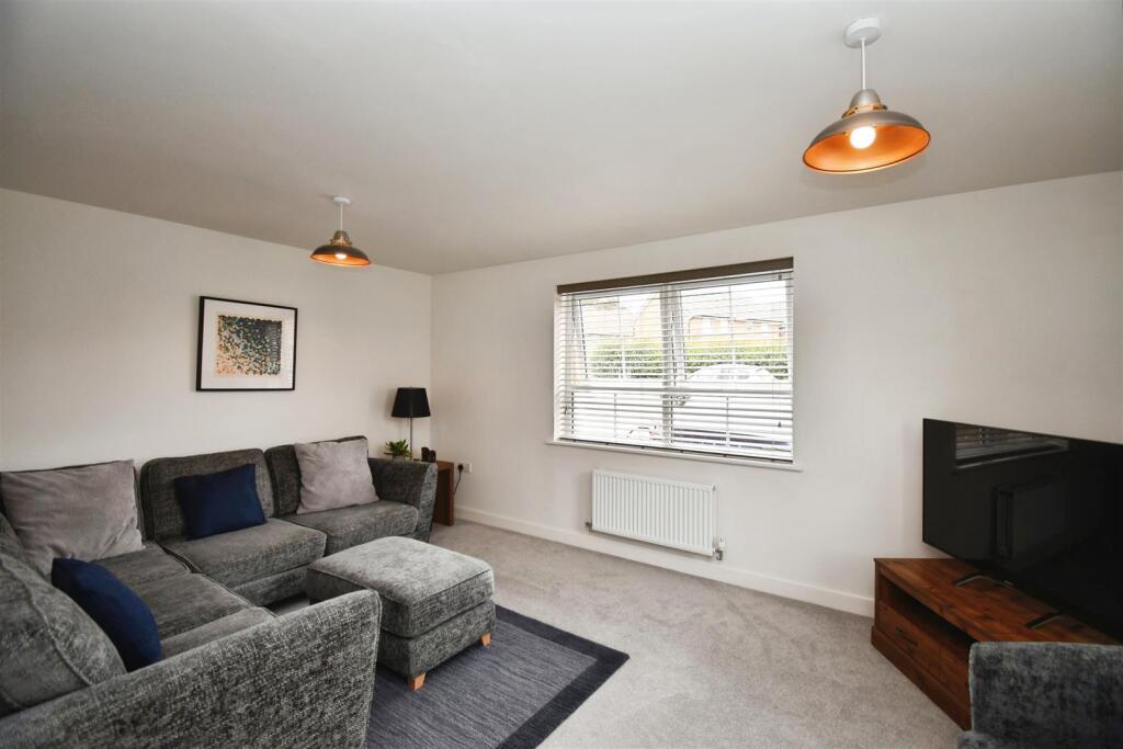 57de5096-5 2C 20Owen 20Close 20Cottingham 2C 20HU1