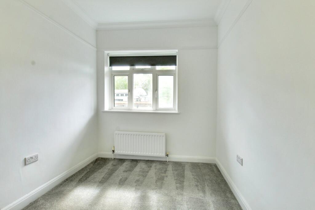 7.BEDROOM.jpg