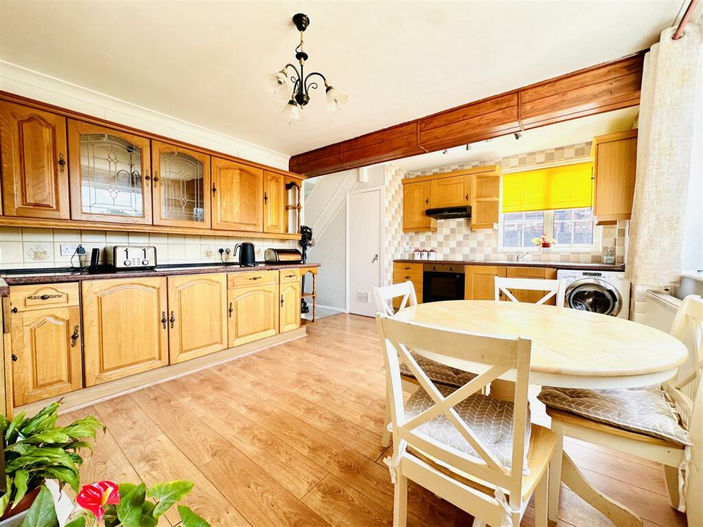Kitchen Diner