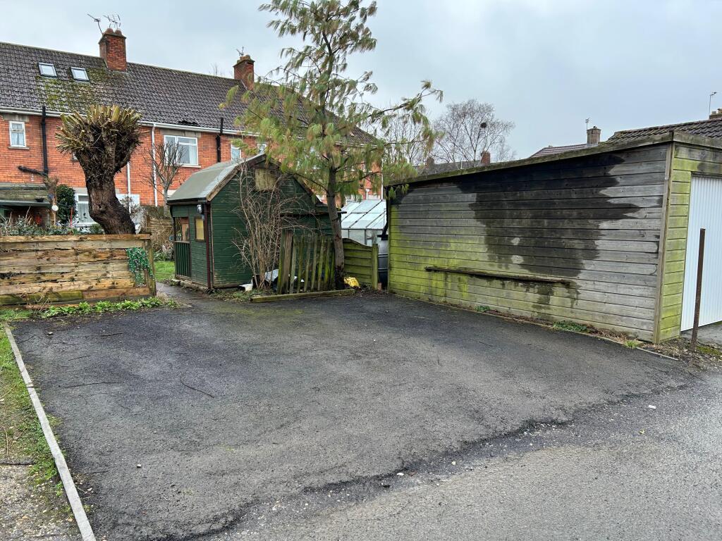 Parking T202501291119.jpg