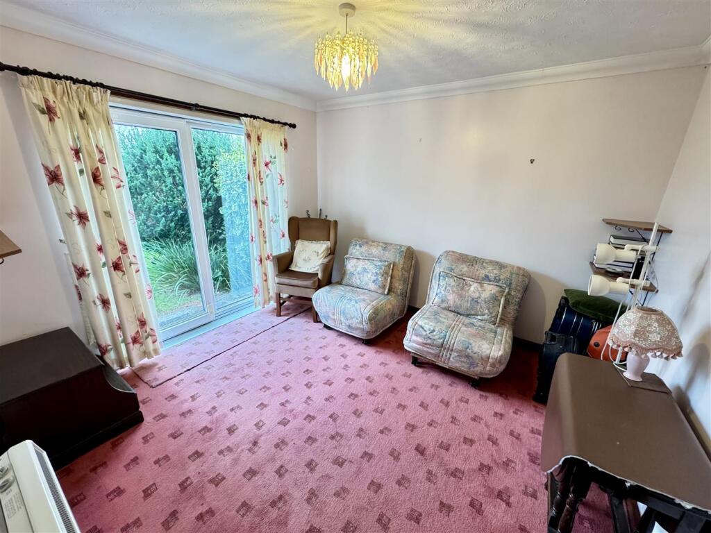 Rear bedroom 3