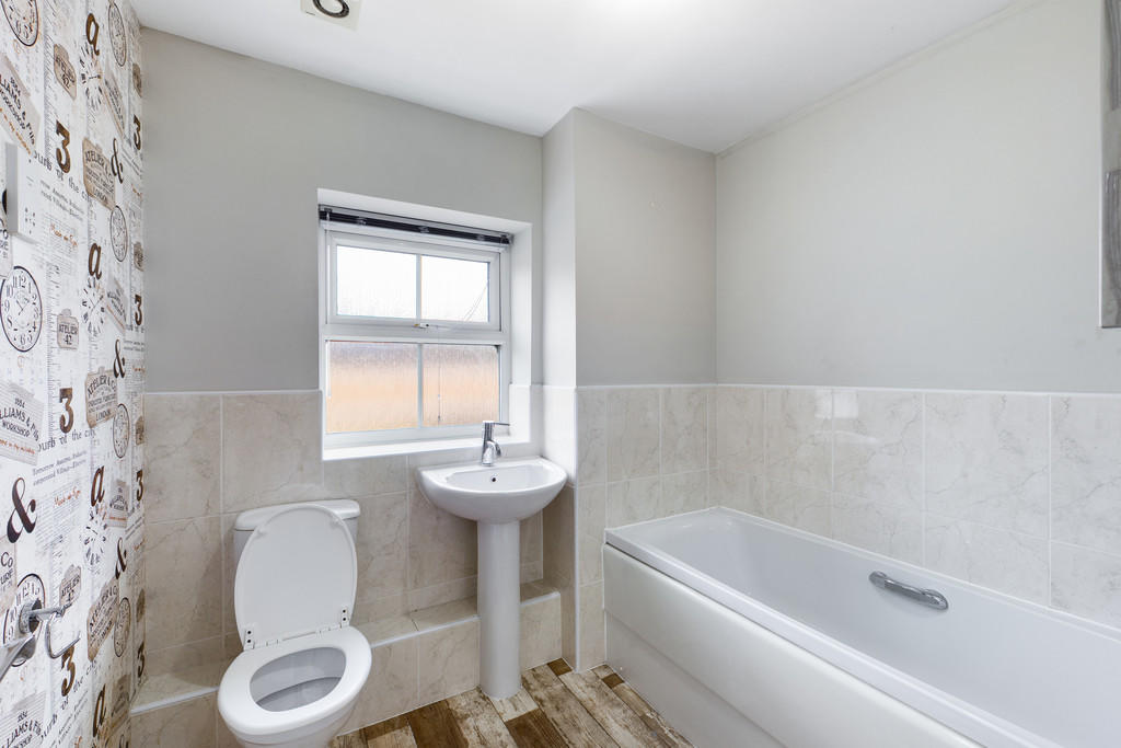 Main Bathroom