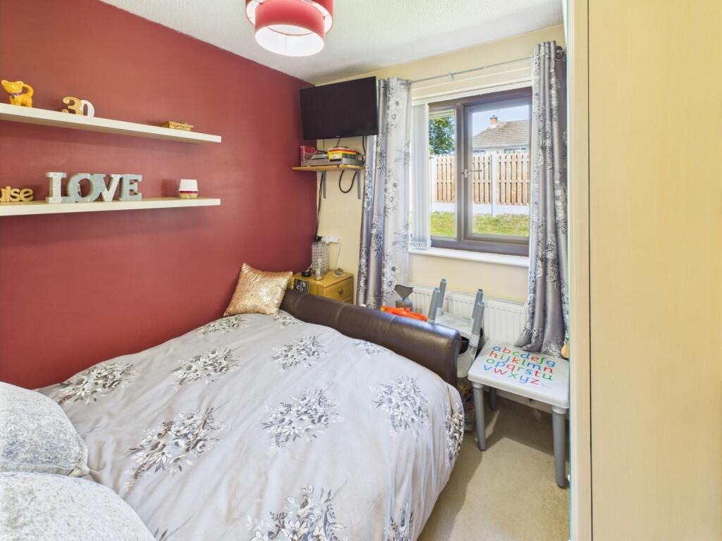 CAM04233G0-PR0024-STILL013