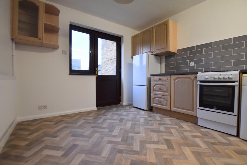 19 Goodwood kitchen 3