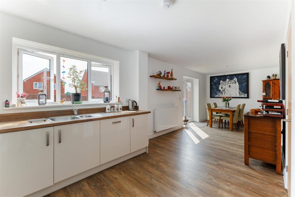 91016_11-Malcolm-Drive-Longhedge (12).jpg