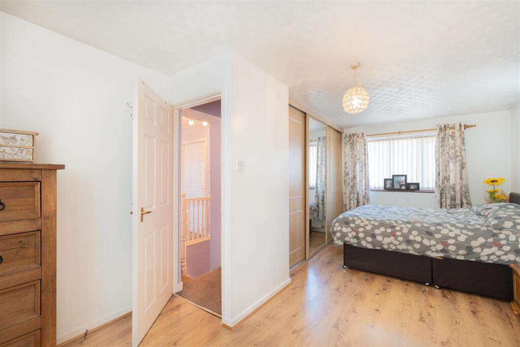 1 Oathills Drive-12.jpg